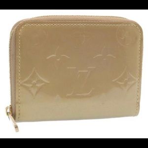 Louis Vuitton Beige Zipper Wallet